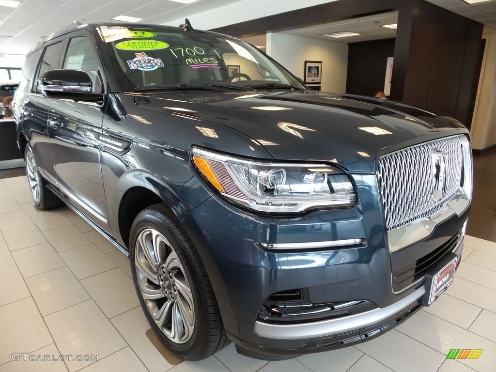 Flight Blue Metallic 2022 Lincoln Navigator Reserve 4x4 Exterior Photo #145751950