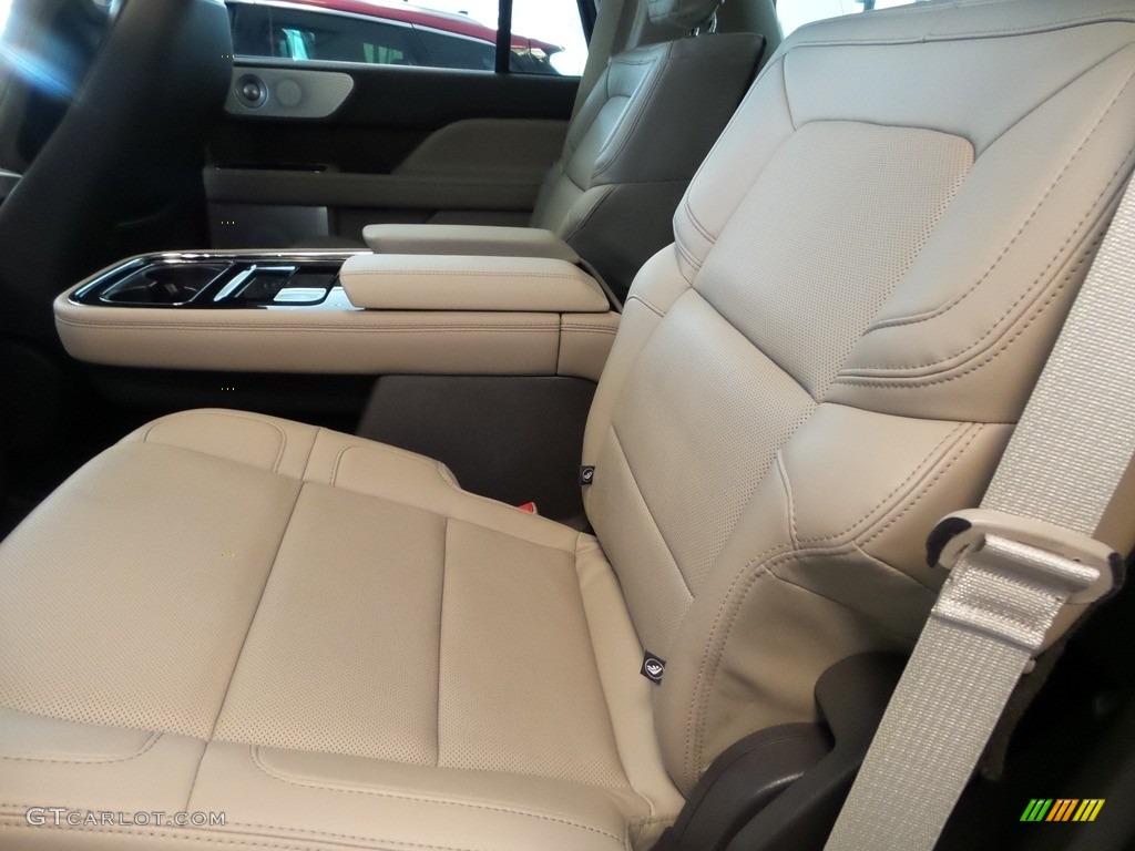 Sandstone Interior 2022 Lincoln Navigator Reserve 4x4 Photo #145752190