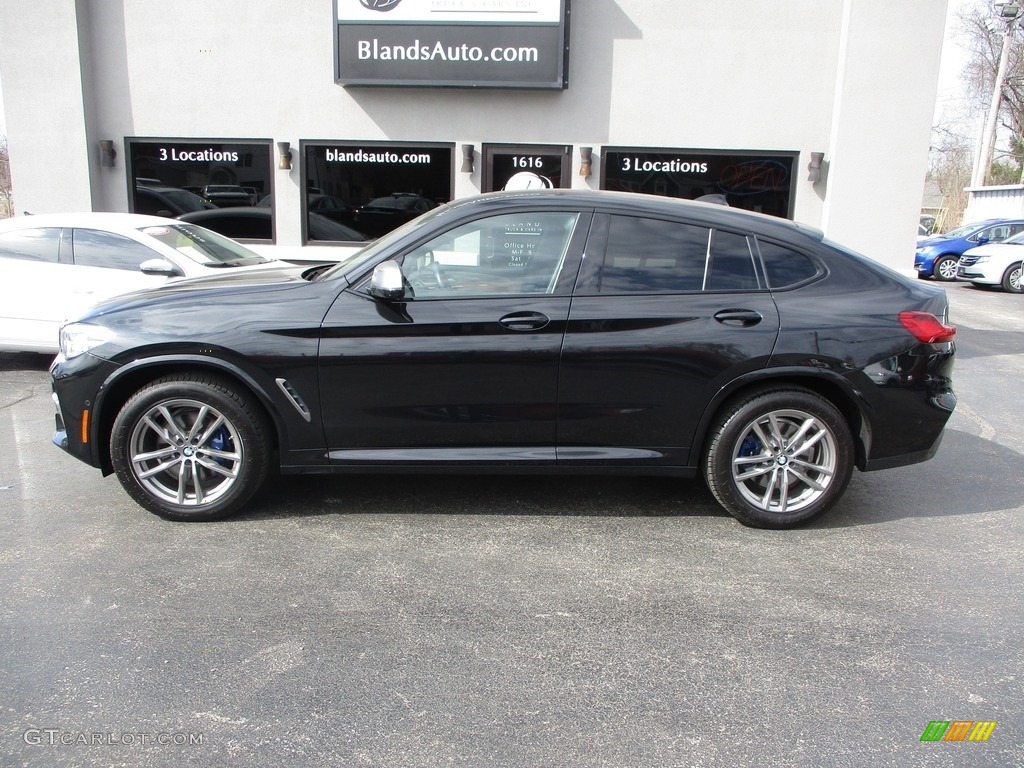 Black Sapphire Metallic BMW X4