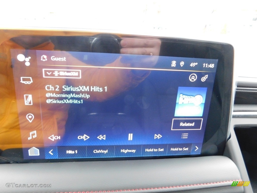 2023 Suburban RST 4WD - Black / Jet Black/Victory Red photo #31