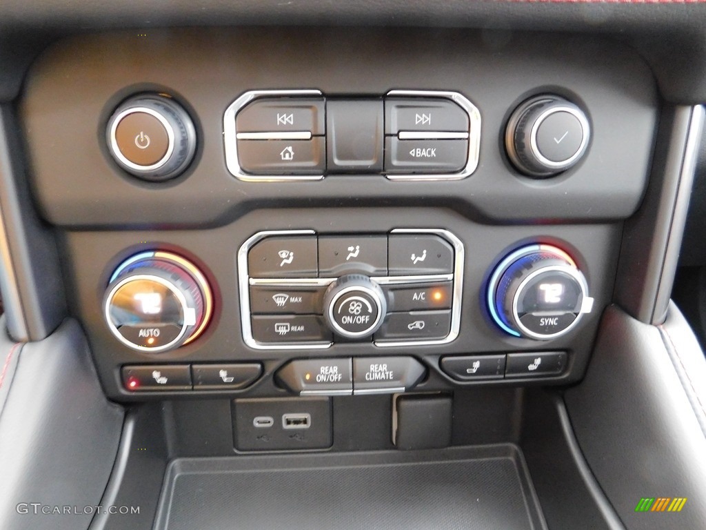 2023 Suburban RST 4WD - Black / Jet Black/Victory Red photo #33