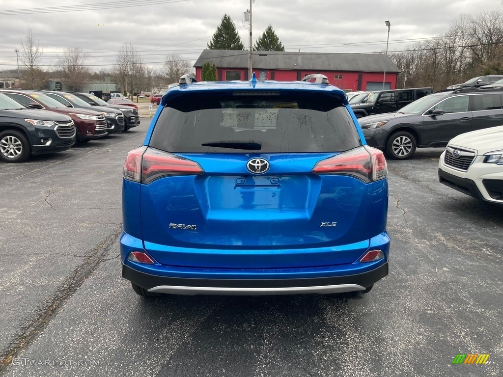 2018 RAV4 XLE - Electric Storm Blue / Black photo #4