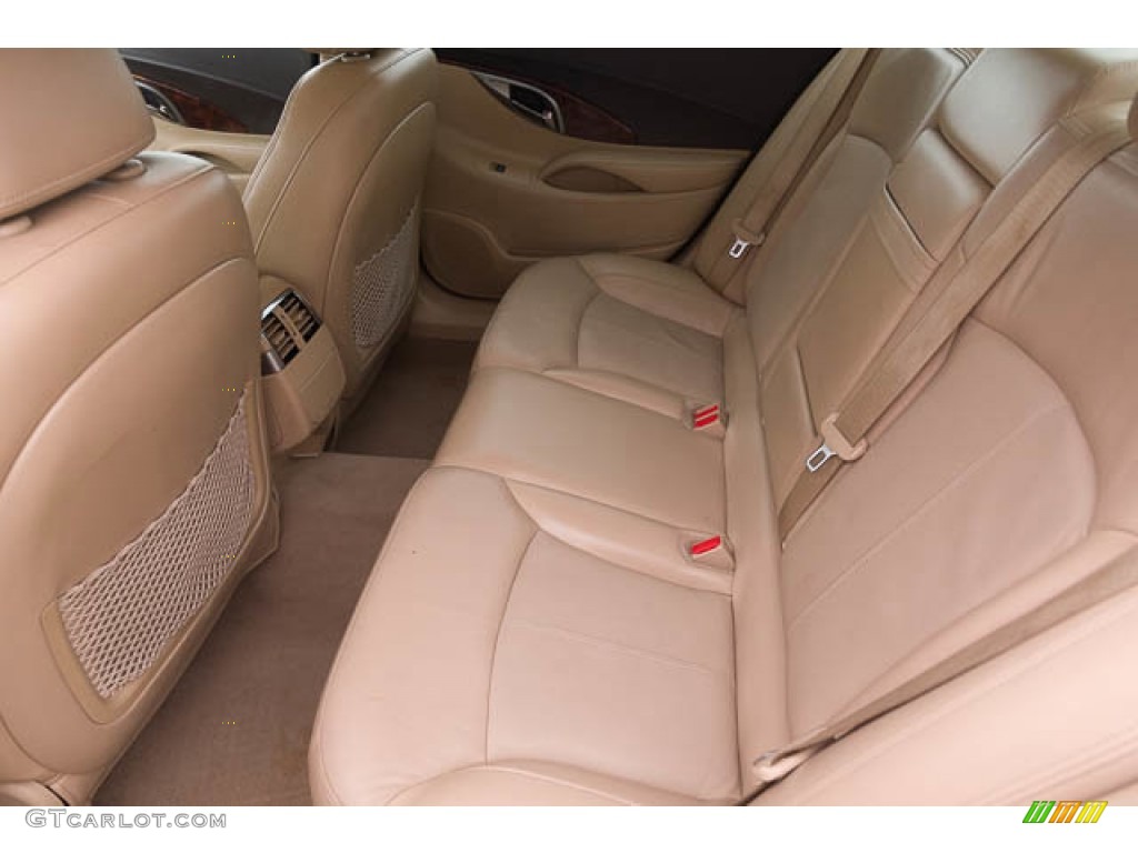 2012 LaCrosse FWD - White Diamond Tricoat / Cashmere photo #4