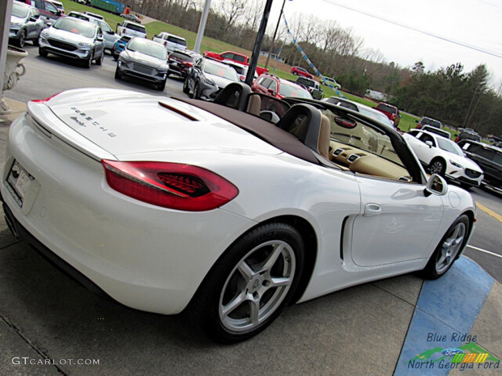 2016 Boxster  - White / Luxor Beige photo #30