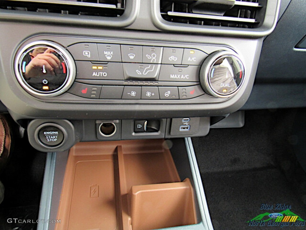 2023 Ford Maverick Lariat AWD Controls Photo #145762714