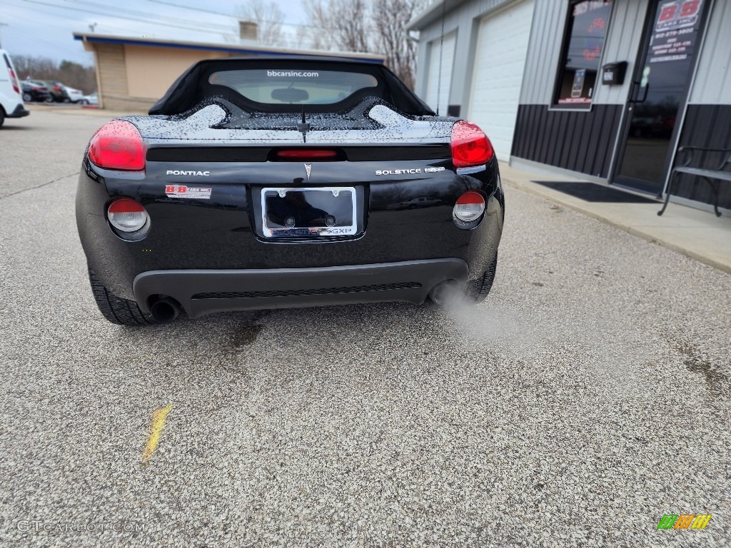 2008 Solstice GXP Roadster - Mysterious Black / Ebony photo #2