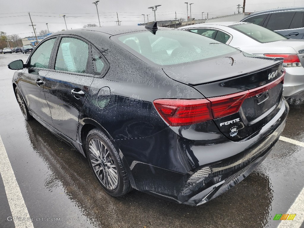 2022 Forte GT-Line - Aurora Black / Black photo #6