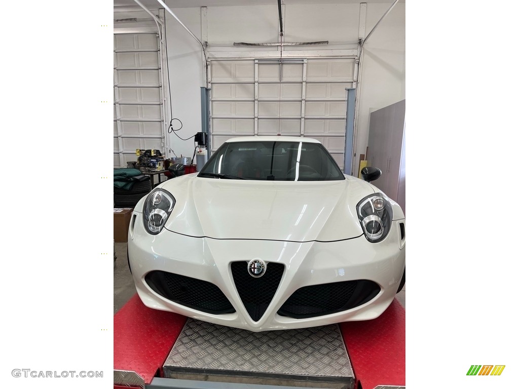 Madreperla White Tri-Coat 2015 Alfa Romeo 4C Launch Edition Coupe Exterior Photo #145766451