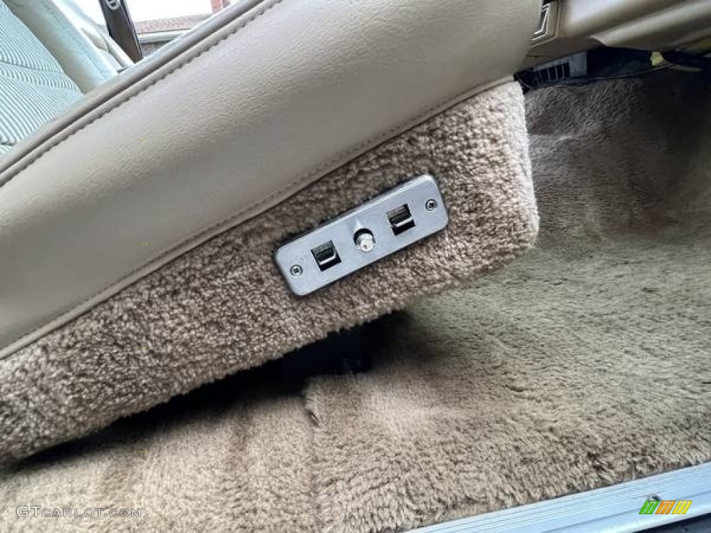1989 Jeep Grand Wagoneer 4x4 Front Seat Photos