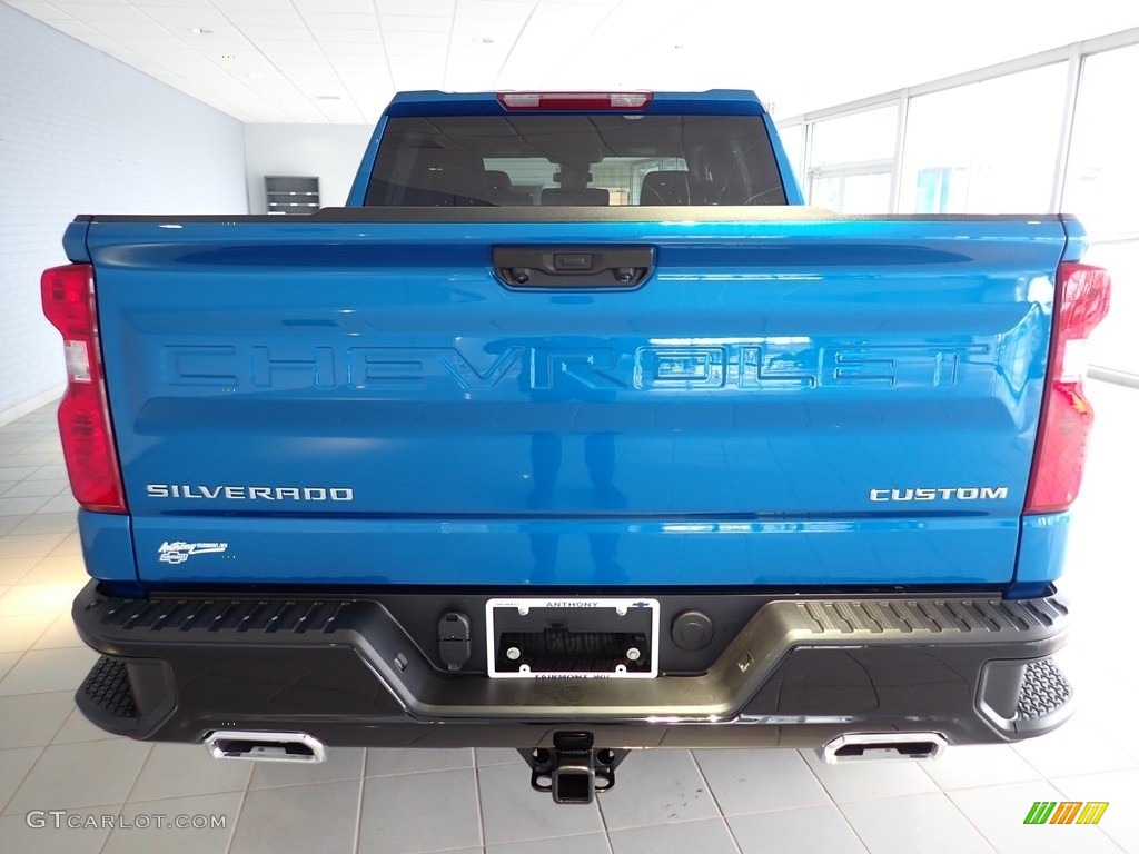 2023 Silverado 1500 Custom Trail Boss Crew Cab 4x4 - Glacier Blue Metallic / Jet Black photo #4