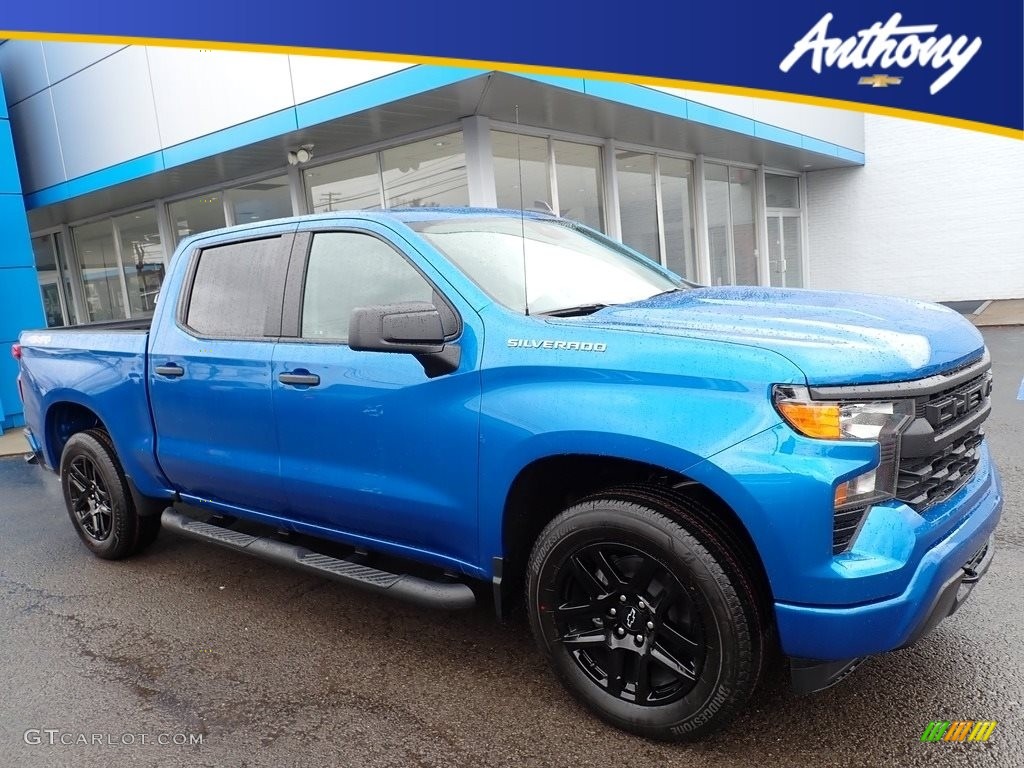 2023 Silverado 1500 Custom Crew Cab 4x4 - Glacier Blue Metallic / Jet Black photo #1
