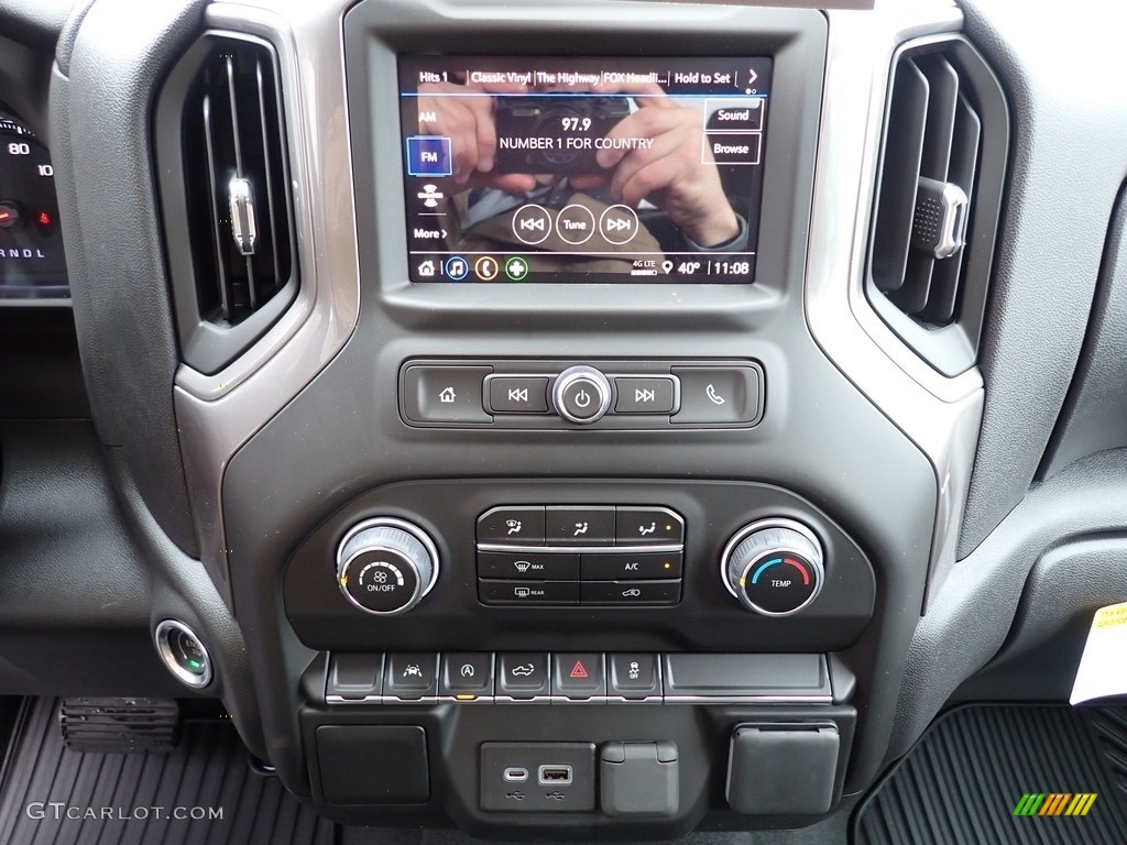 2023 Silverado 1500 Custom Crew Cab 4x4 - Glacier Blue Metallic / Jet Black photo #20