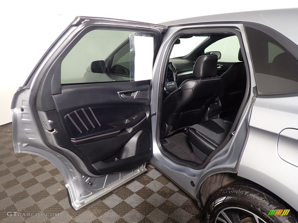 2022 Edge ST AWD - Iconic Silver Metallic / Ebony photo #32