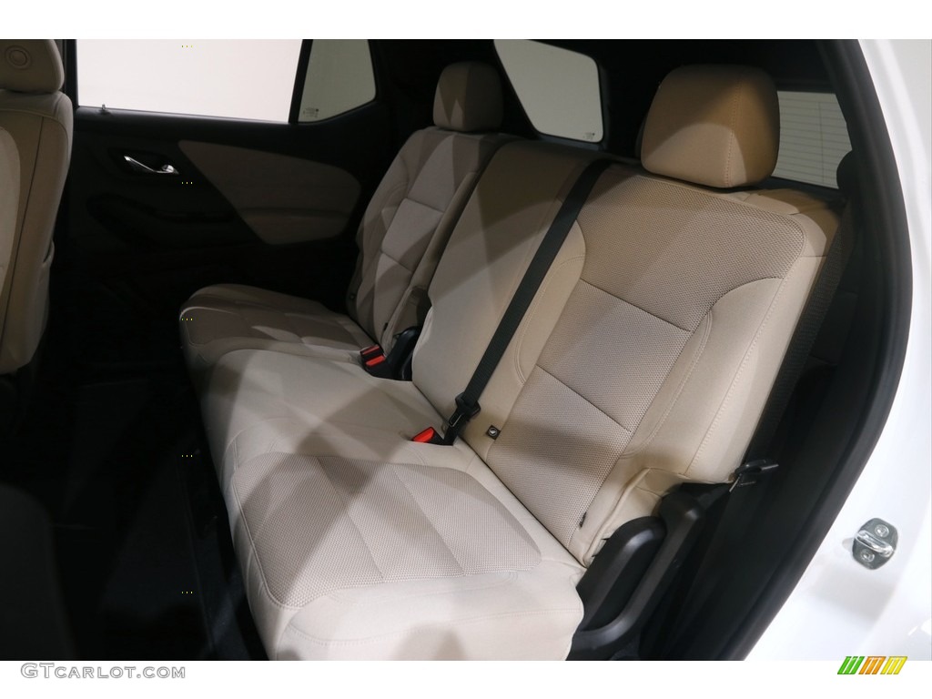 2022 Traverse LS AWD - Summit White / Jet Black/­Chai photo #18