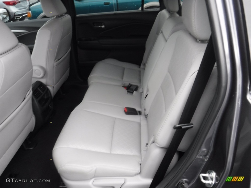 2020 Passport EX-L AWD - Modern Steel Metallic / Gray photo #31