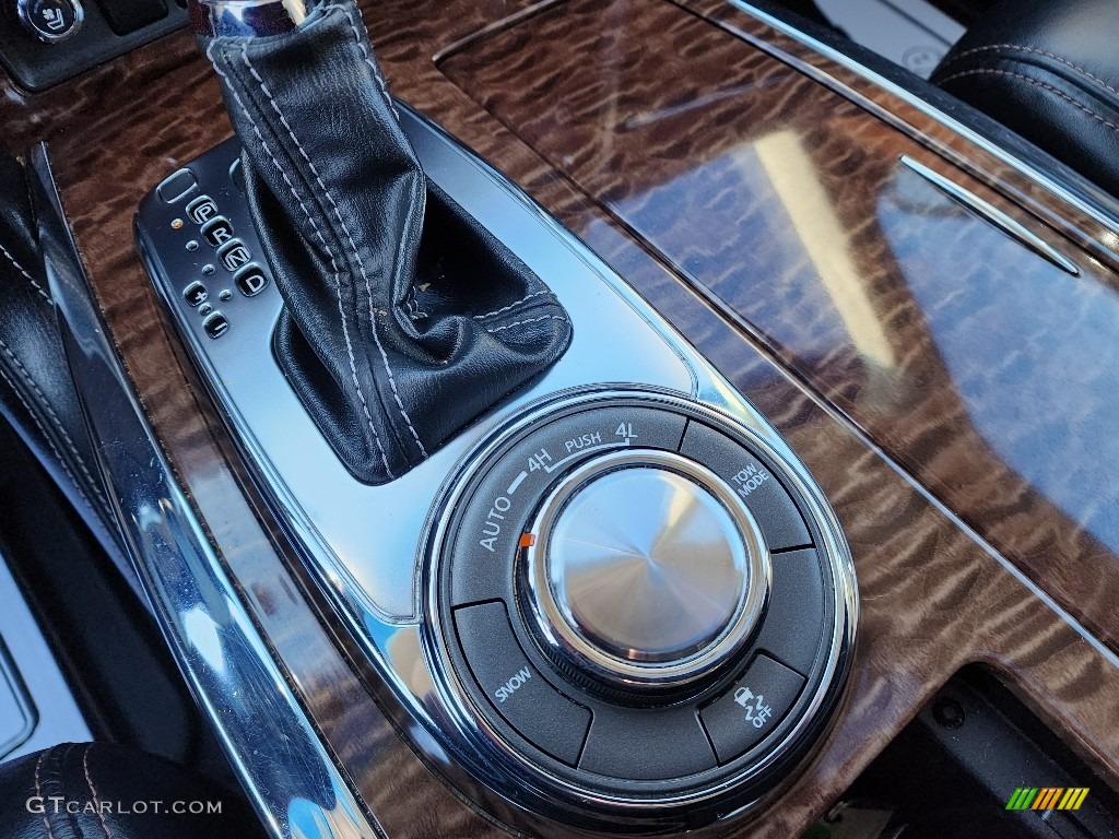 2017 Armada Platinum 4x4 - Gun Metallic / Charcoal photo #19