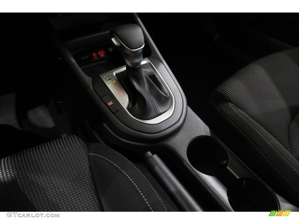 2021 Forte LXS - Clear White / Black photo #13