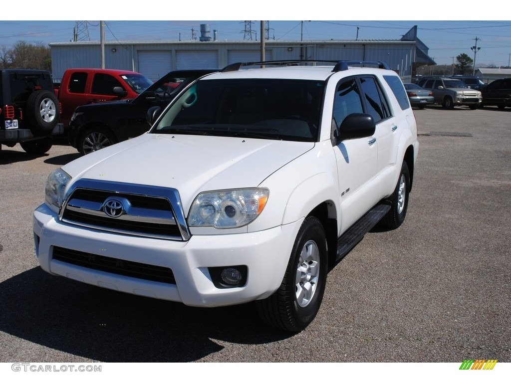 2007 4Runner SR5 4x4 - Natural White / Taupe photo #1