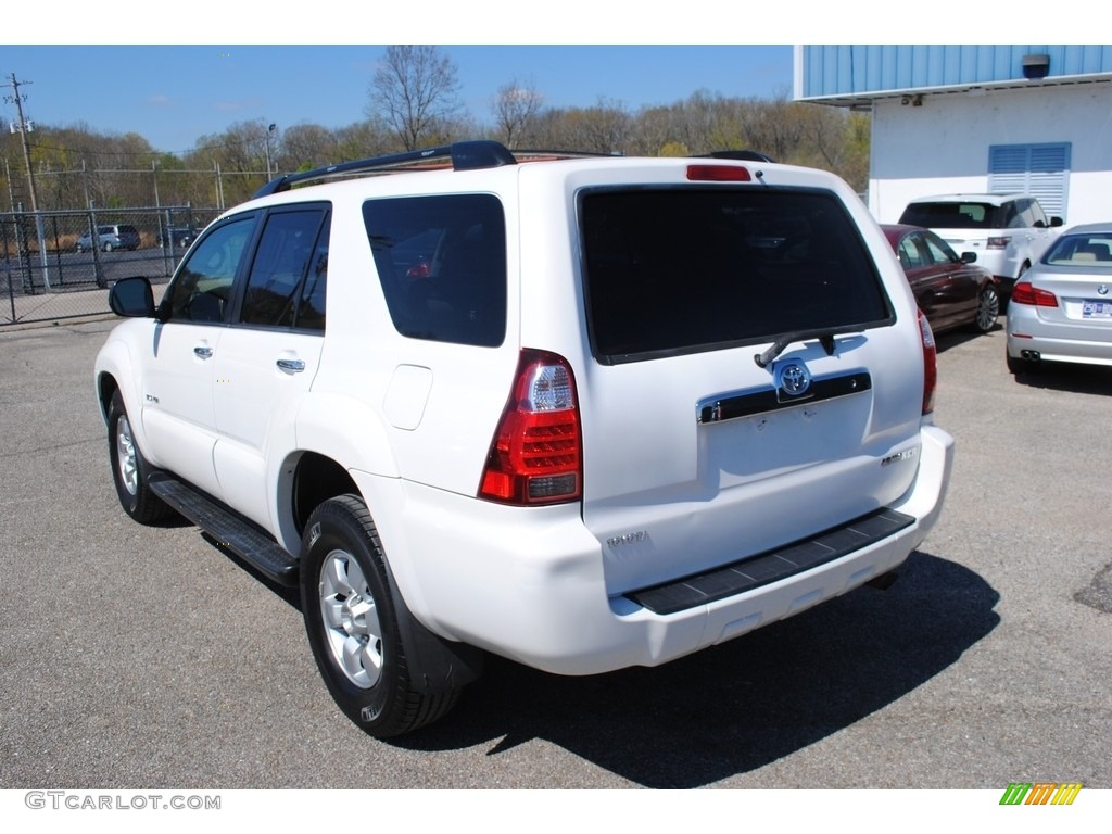2007 4Runner SR5 4x4 - Natural White / Taupe photo #3