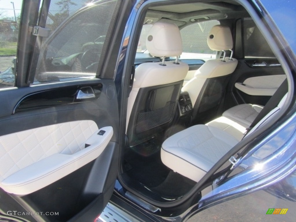 2014 ML 350 4Matic - Lunar Blue Metallic / Black photo #19