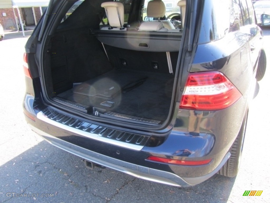 2014 ML 350 4Matic - Lunar Blue Metallic / Black photo #20