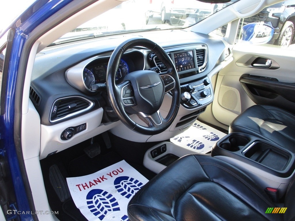 2020 Pacifica Touring L - Ocean Blue Metallic / Alloy/Black photo #6