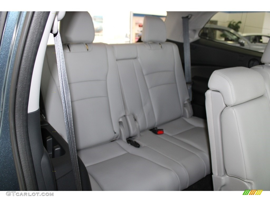Gray Interior 2016 Honda Pilot Touring AWD Photo #145778713