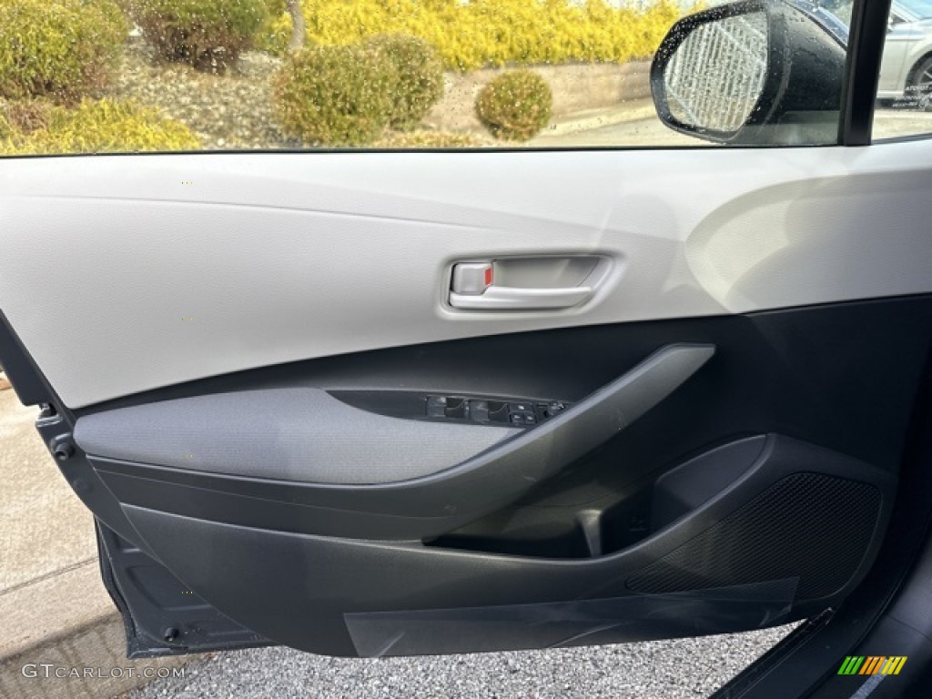 2023 Toyota Corolla LE Hybrid Door Panel Photos