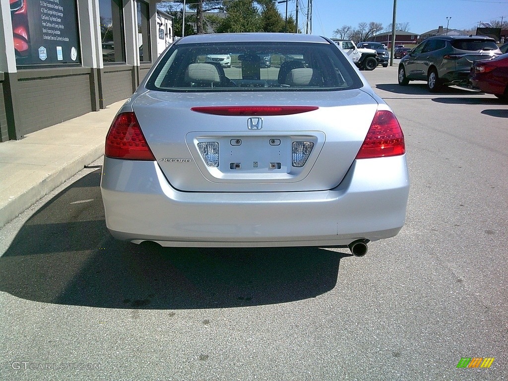 2007 Accord EX Sedan - Alabaster Silver Metallic / Gray photo #5