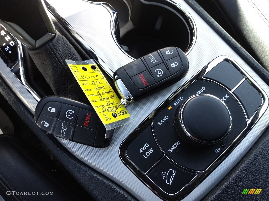 2018 Jeep Grand Cherokee Limited 4x4 Sterling Edition Keys Photo #145780805
