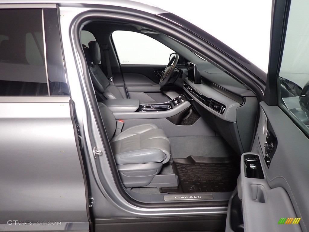 2021 Lincoln Aviator Reserve AWD Front Seat Photos
