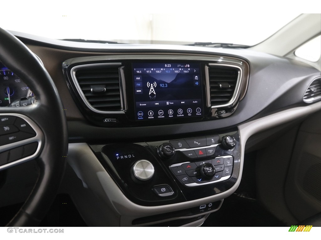 2018 Pacifica Touring L Plus - Billet Silver Metallic / Black/Alloy photo #9