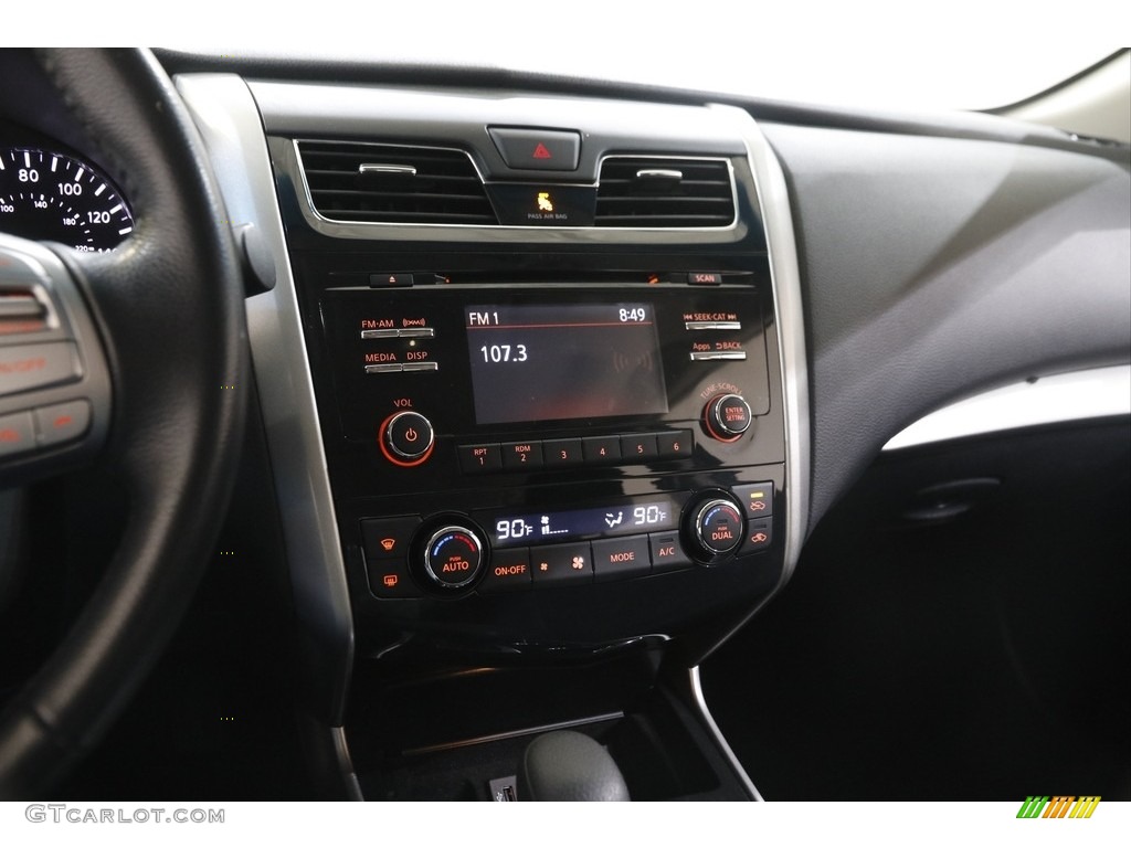 2014 Altima 2.5 SV - Super Black / Charcoal photo #9