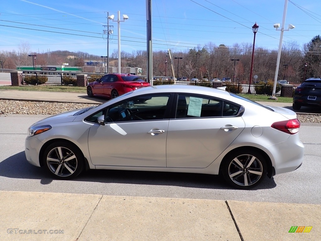 Silky Silver 2017 Kia Forte EX Exterior Photo #145787131