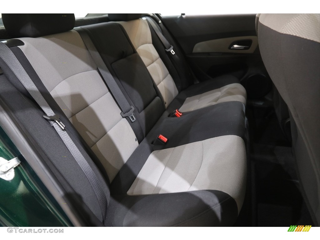 2014 Cruze LS - Rainforest Green Metallic / Jet Black/Medium Titanium photo #13