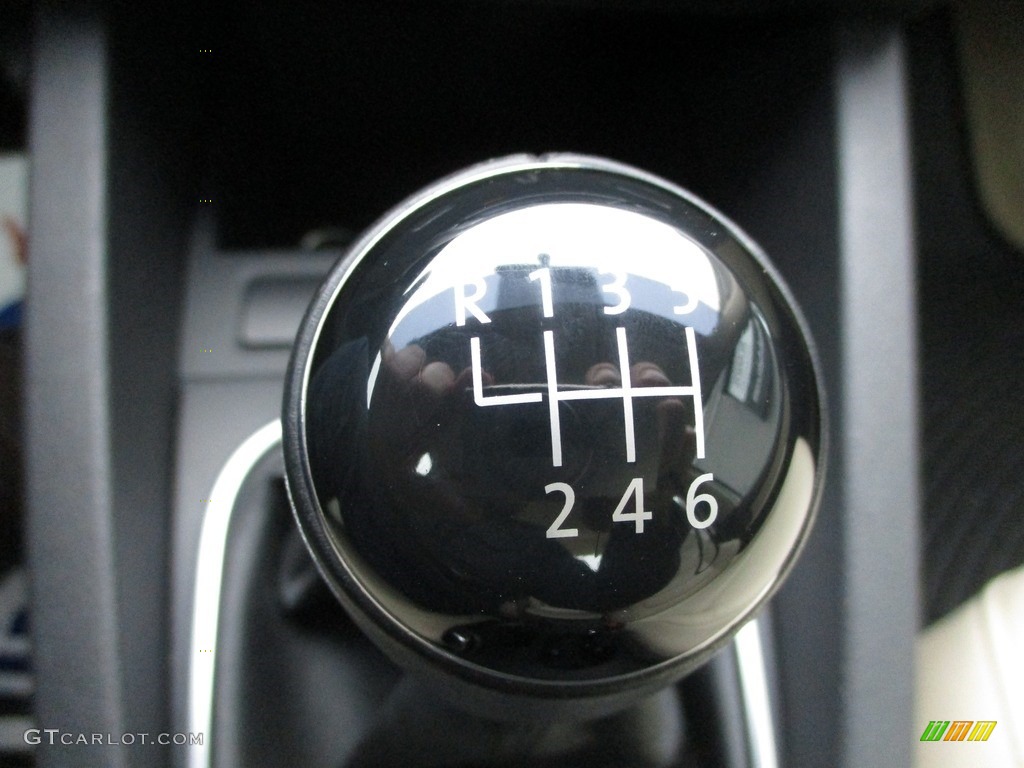 2013 Jetta TDI Sedan - Candy White / Cornsilk Beige photo #18