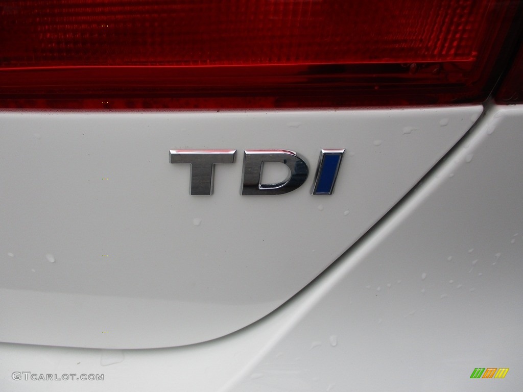 2013 Jetta TDI Sedan - Candy White / Cornsilk Beige photo #25