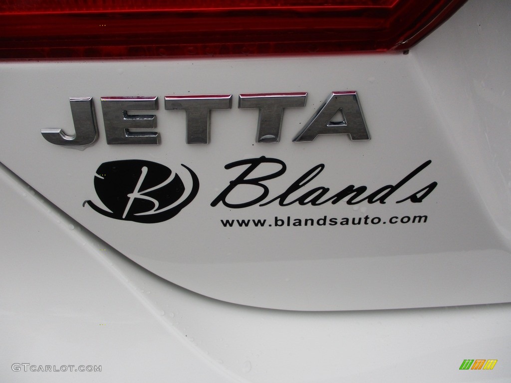 2013 Jetta TDI Sedan - Candy White / Cornsilk Beige photo #26