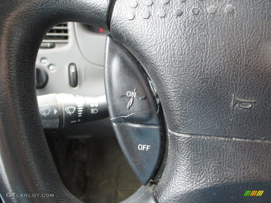 2003 Ranger XL SuperCab - Oxford White / Dark Graphite photo #11