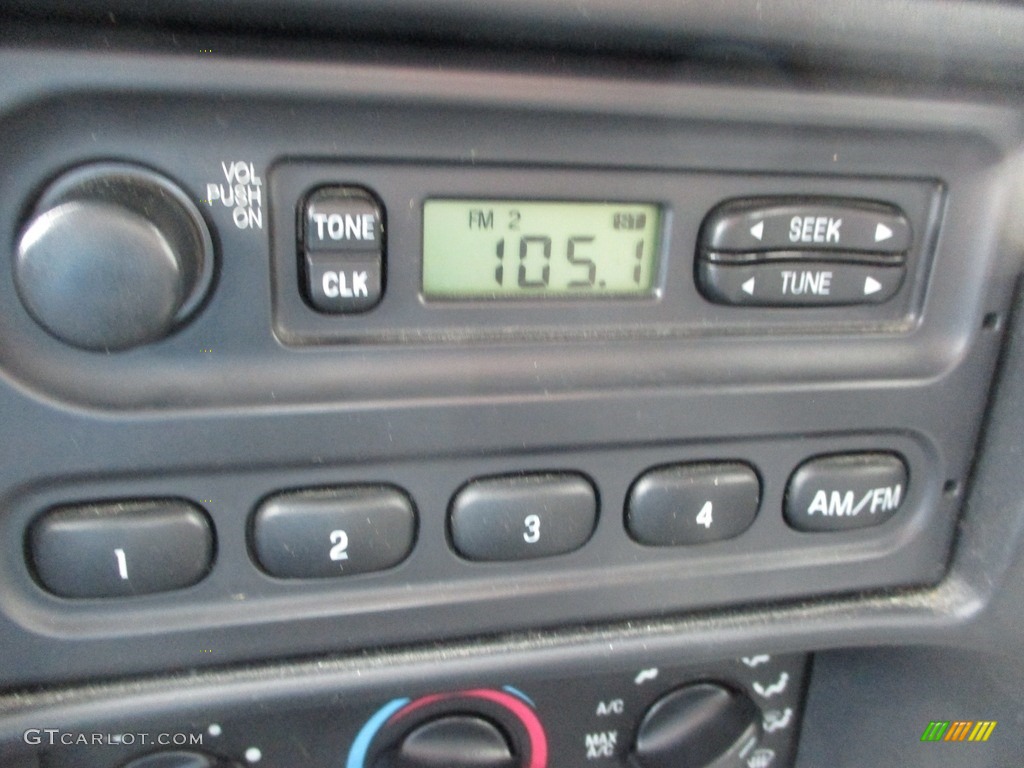 2003 Ranger XL SuperCab - Oxford White / Dark Graphite photo #12