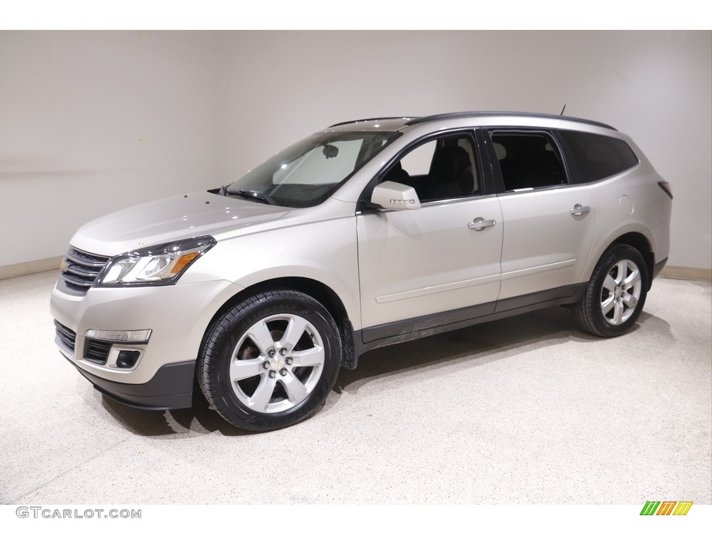 2017 Traverse LT AWD - Champagne Silver Metallic / Ebony photo #3