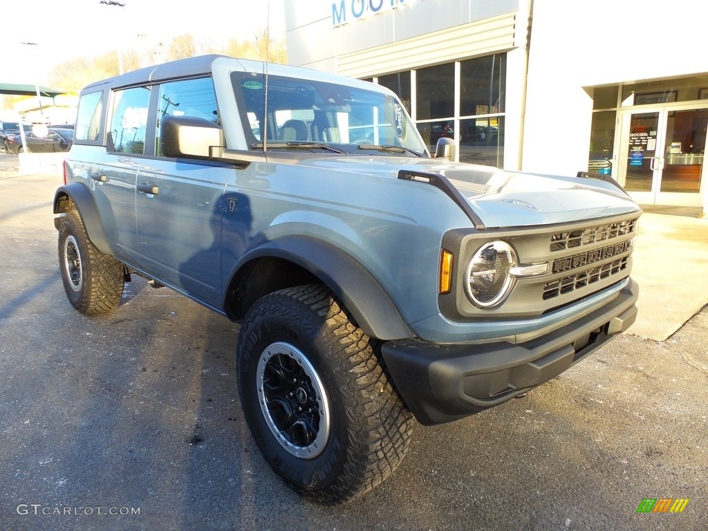 2023 Ford Bronco Sasquatch 4X4 4-Door Exterior Photos