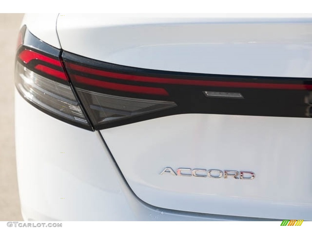2023 Honda Accord EX-L Hybrid Marks and Logos Photo #145793302