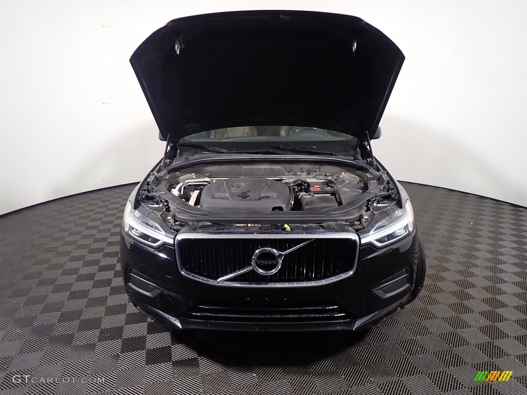 2018 XC60 T5 AWD Momentum - Onyx Black Metallic / Amber photo #7