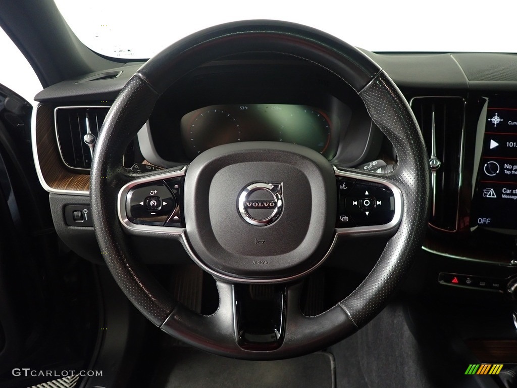 2018 XC60 T5 AWD Momentum - Onyx Black Metallic / Amber photo #26