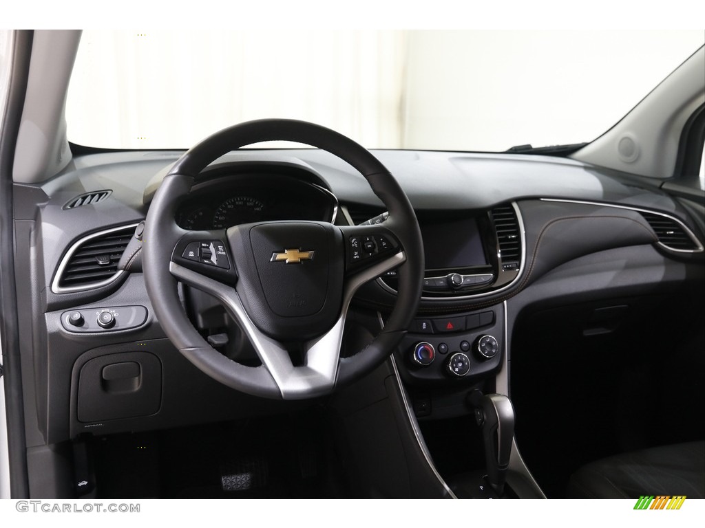 2021 Trax LT AWD - Silver Ice Metallic / Jet Black photo #6