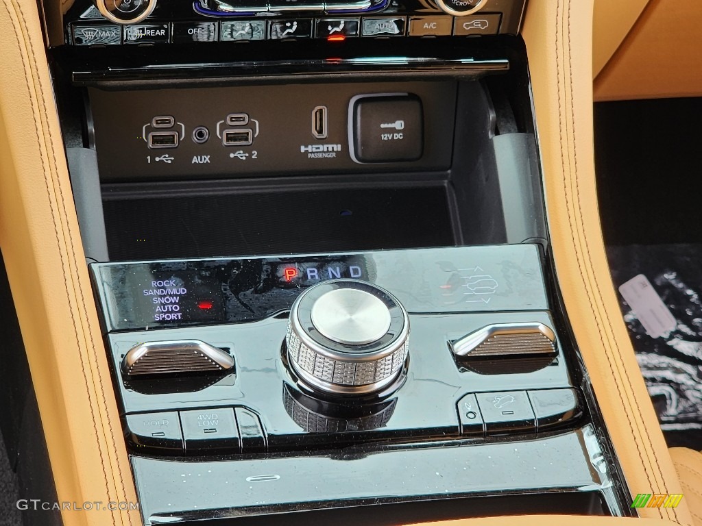 2023 Jeep Grand Cherokee L Summit 4x4 Transmission Photos