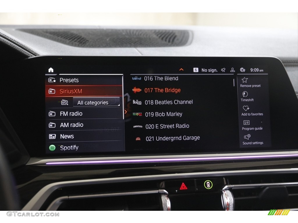 2020 X7 xDrive40i - Black Sapphire Metallic / Black photo #11