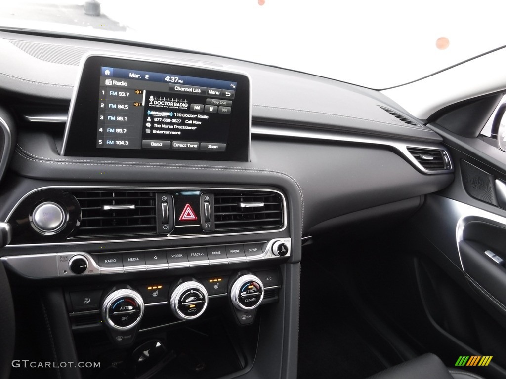 2021 Genesis G70 2.0T Dashboard Photos