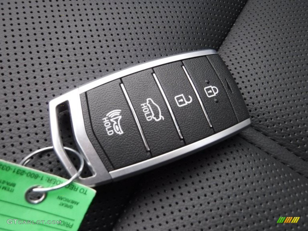 2021 Genesis G70 2.0T Keys Photos